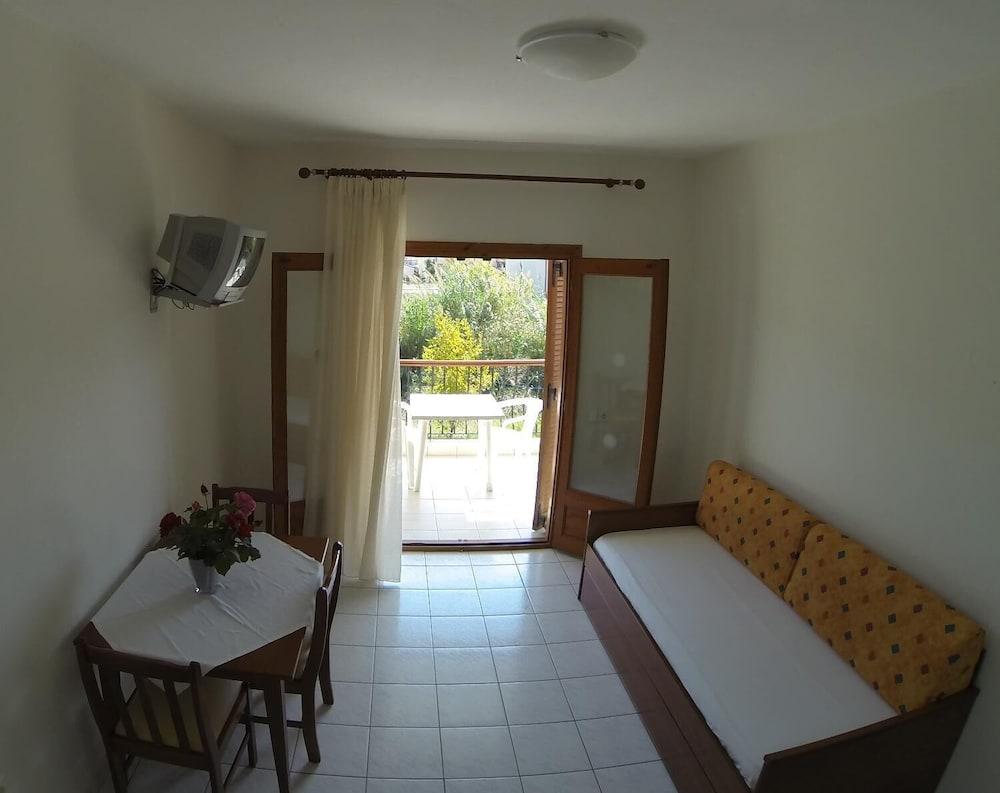 Hotel Argo Siviri Esterno foto